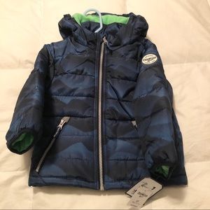 BNWT OshKosh Bgosh toddler winter puffer coat!